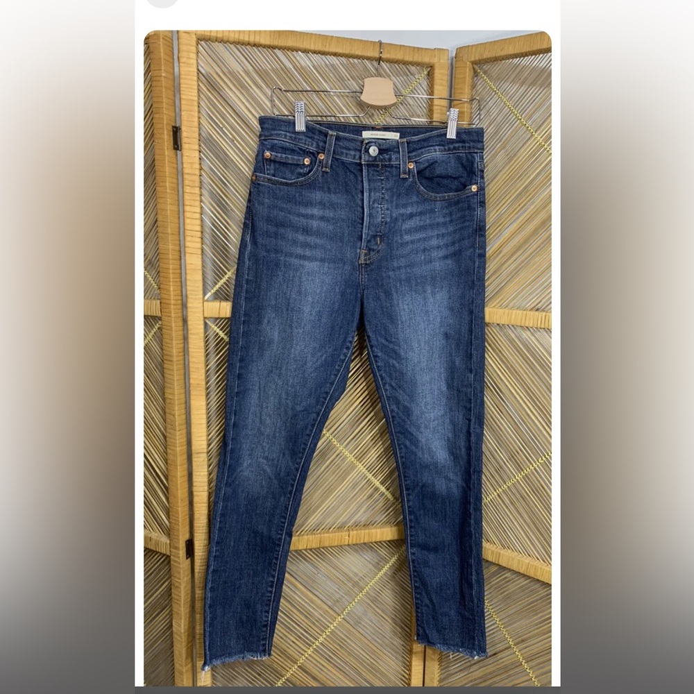 Womens Levis wedgies skinny size 30